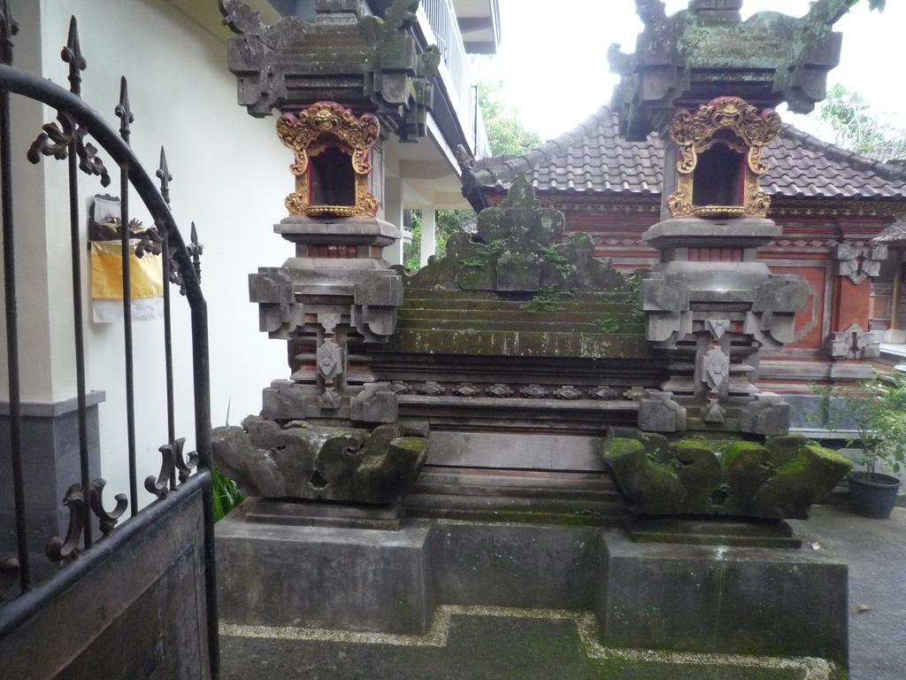 Apartamento Pratama House Ubud Exterior foto